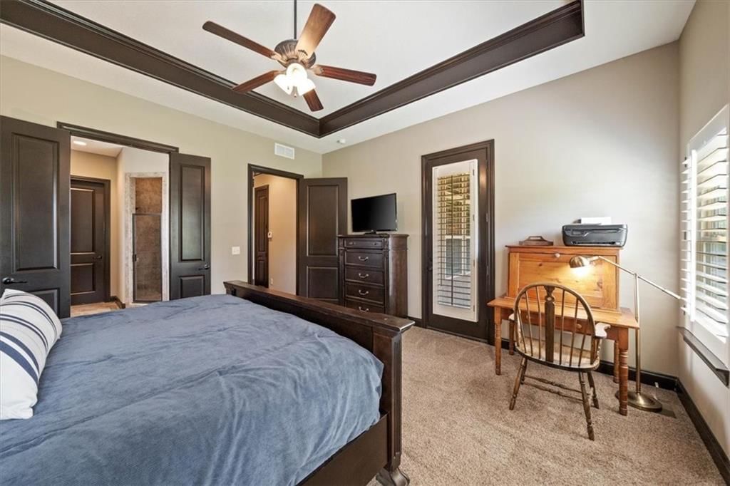 Photo 13 of 35 - 3111 N 118TH Terrace, Kansas City, KS 66109