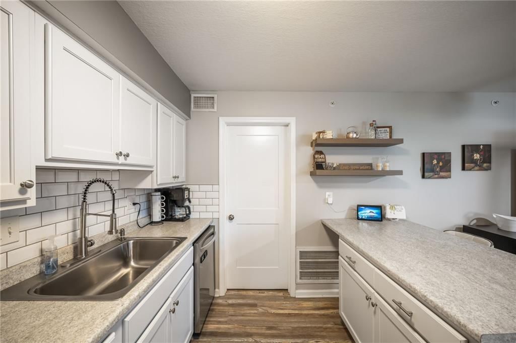10124 W 96th Street — photo 23