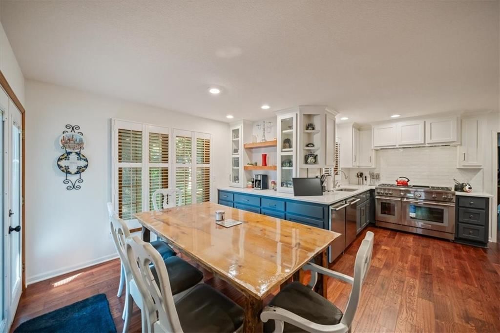 Photo 8 of 31, 4401 W 128th Street, Leawood, KS 66209