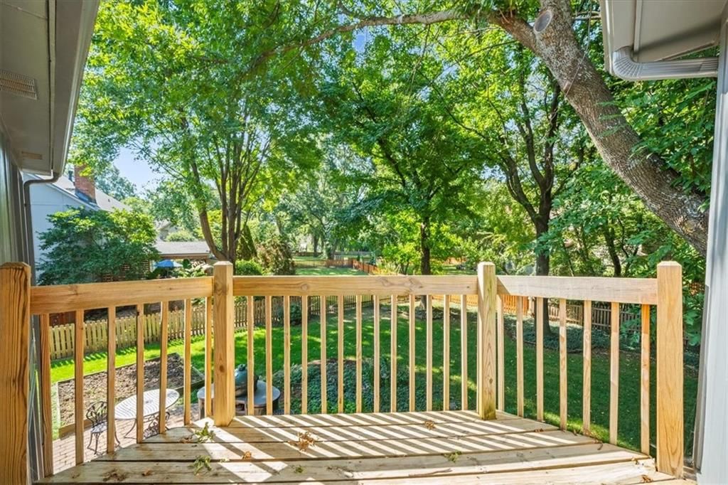 Photo 13 of 31, 4401 W 128th Street, Leawood, KS 66209