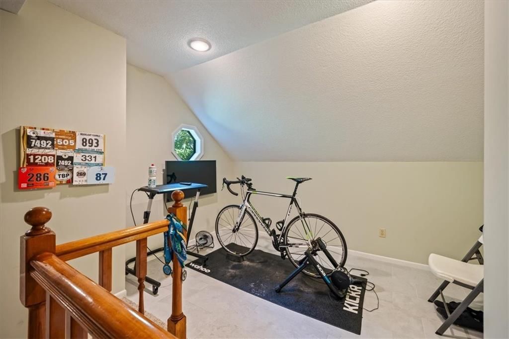 Photo 21 of 31, 4401 W 128th Street, Leawood, KS 66209