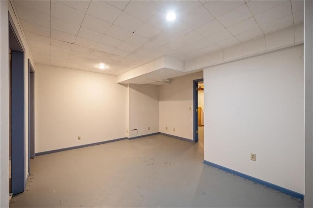 Photo 22 of 31 - 4401 W 128th Street, Leawood, KS 66209