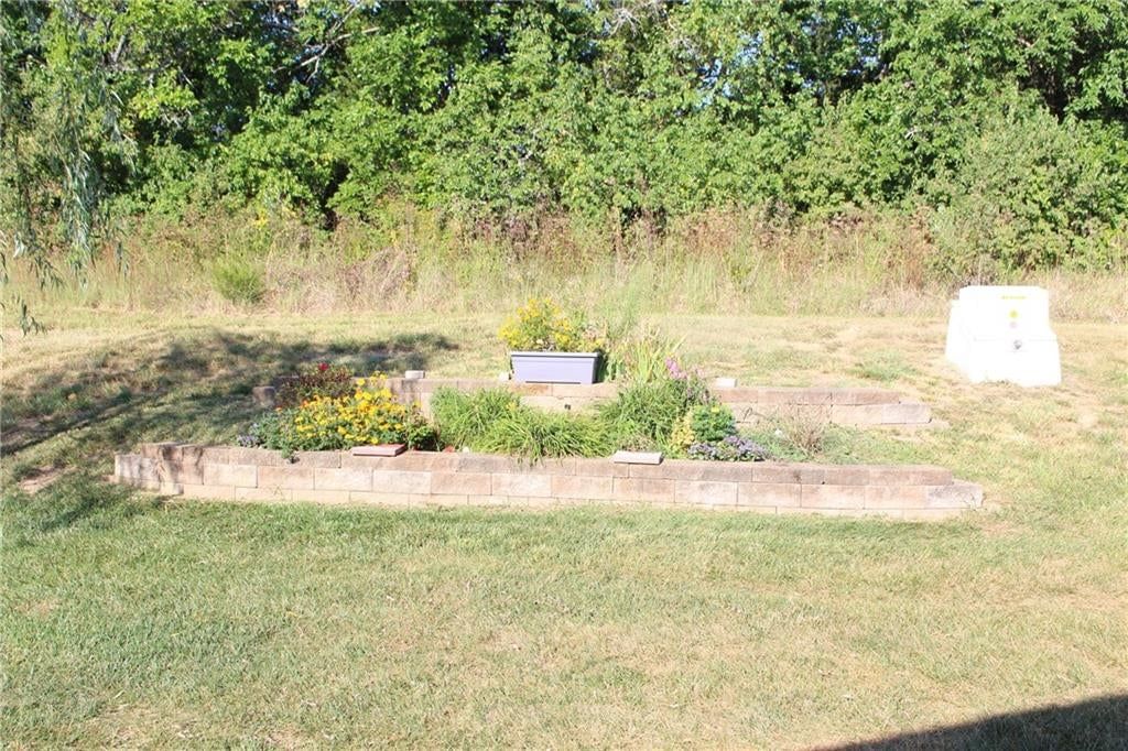 1661 Fall Creek Drive — photo 8