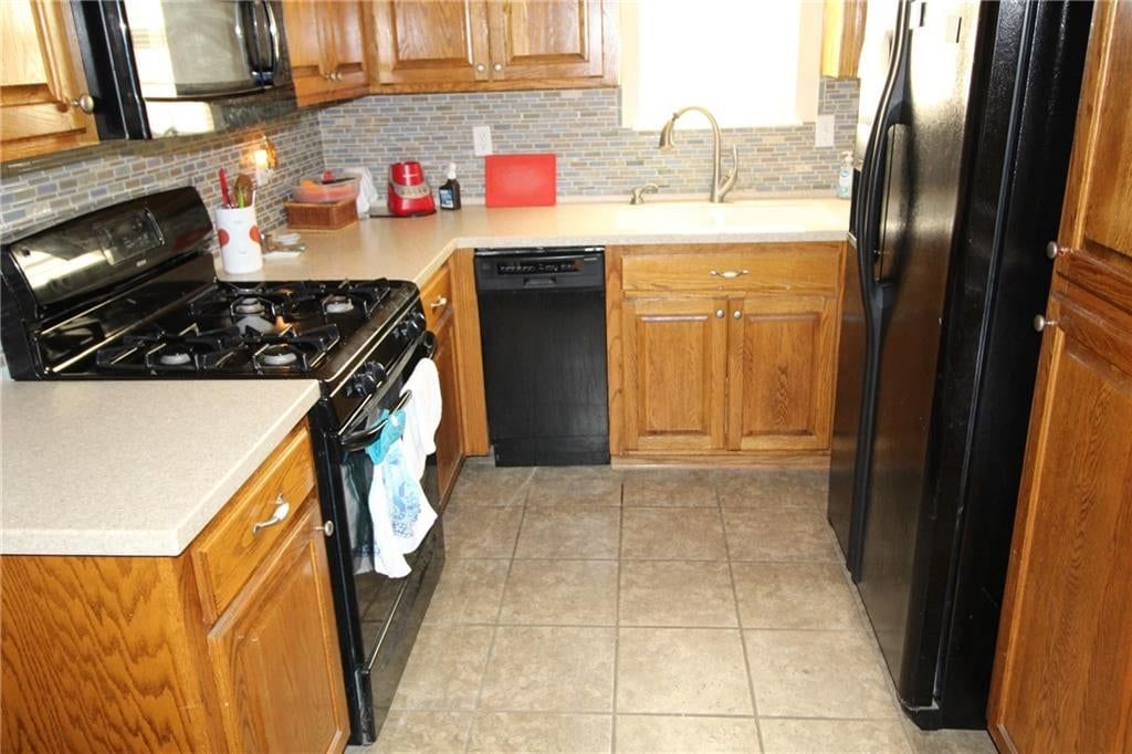 1661 Fall Creek Drive — photo 20