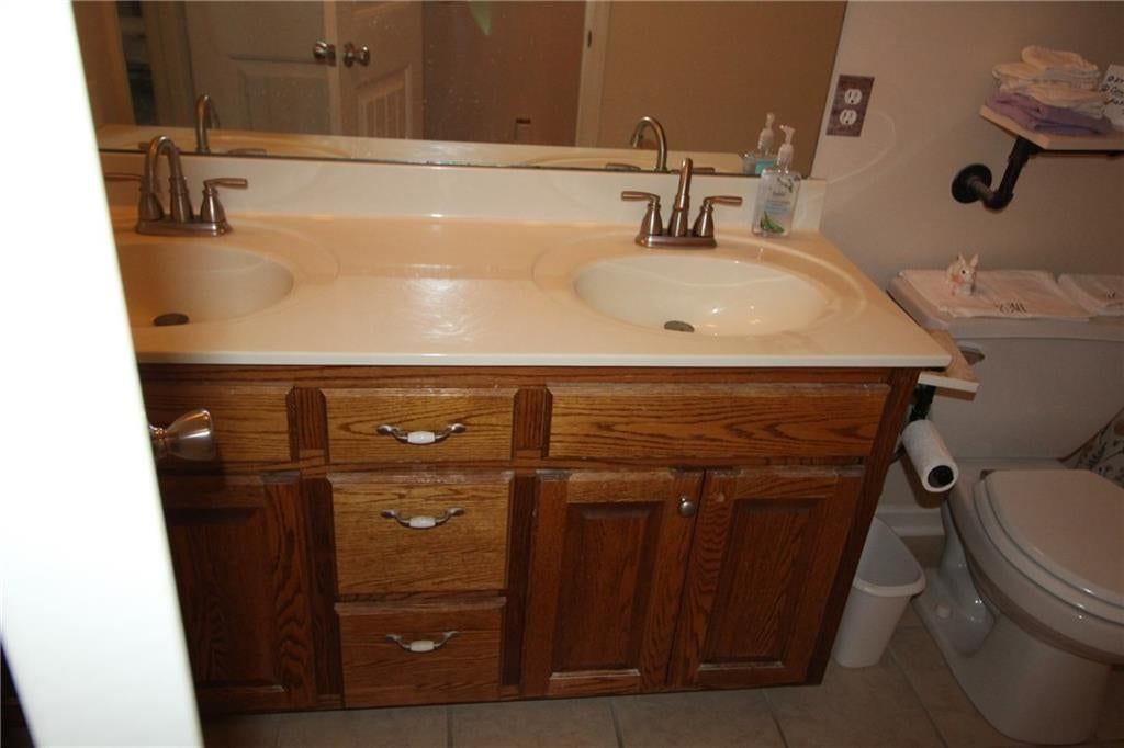 1661 Fall Creek Drive — photo 30