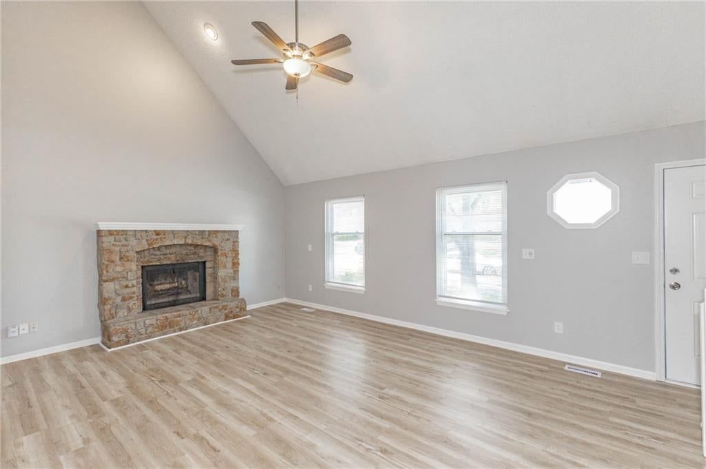 14802 W 149th Street — photo 6