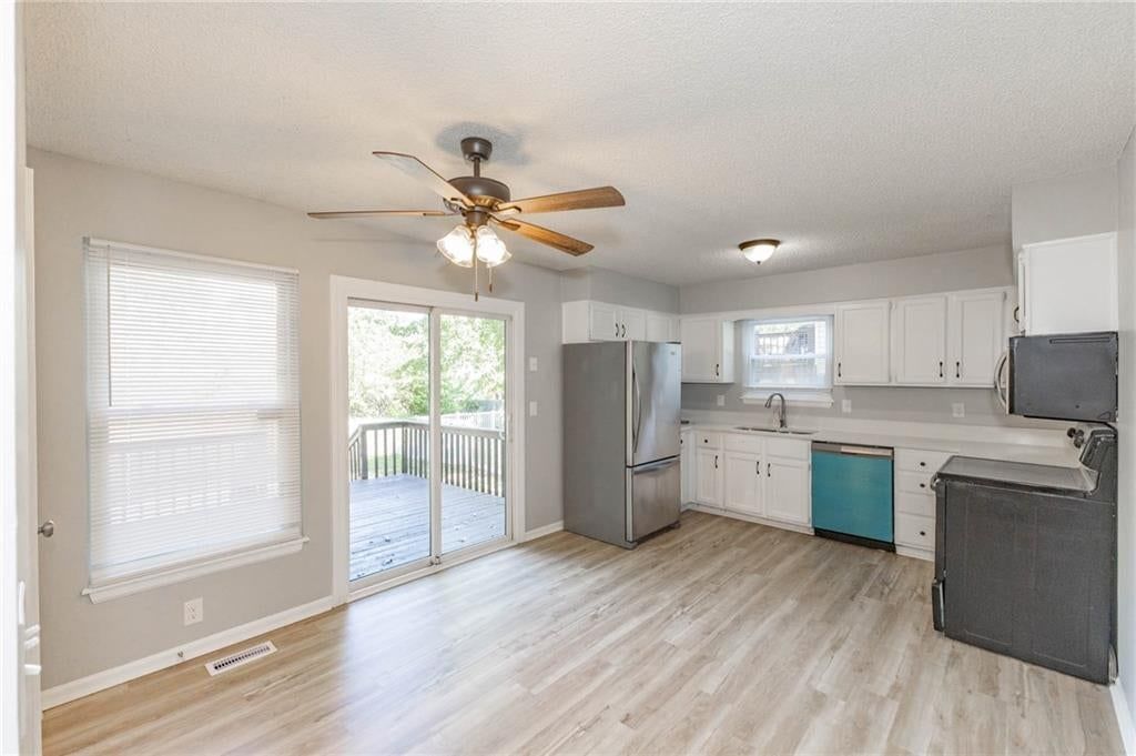 14802 W 149th Street — photo 7