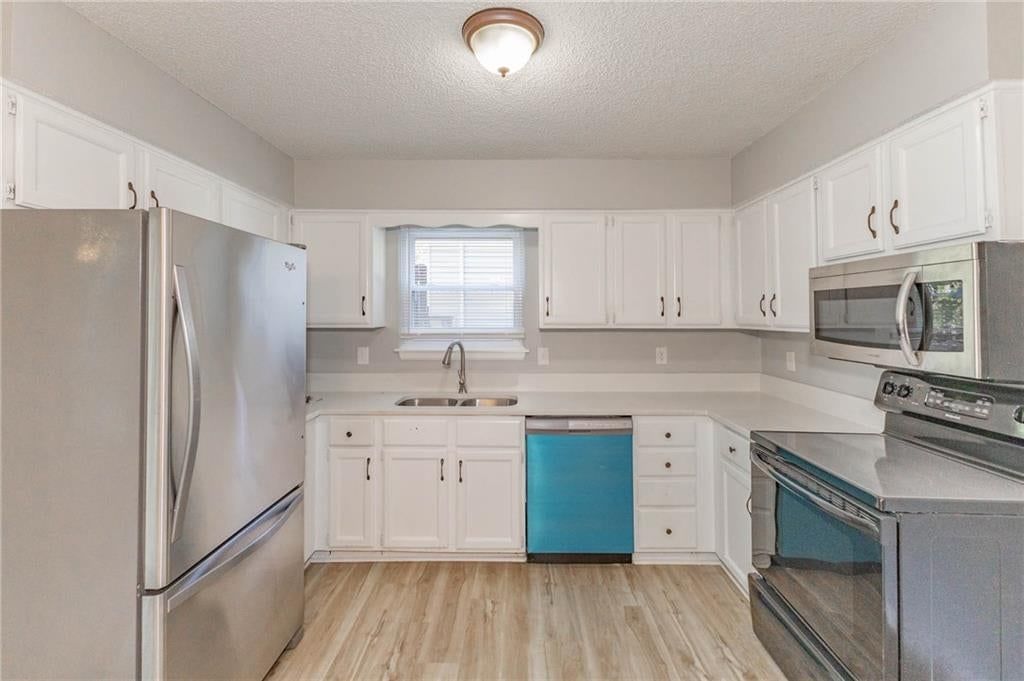 14802 W 149th Street — photo 9