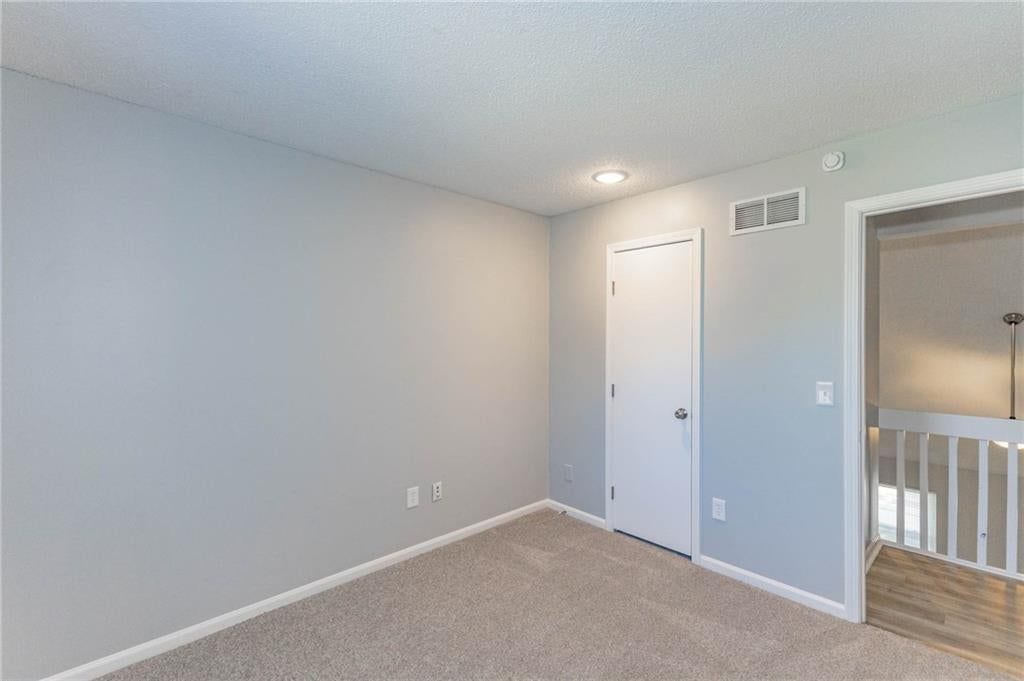 14802 W 149th Street — photo 16