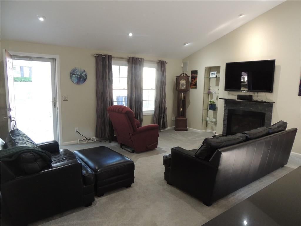 8703 Belleview Avenue — photo 6