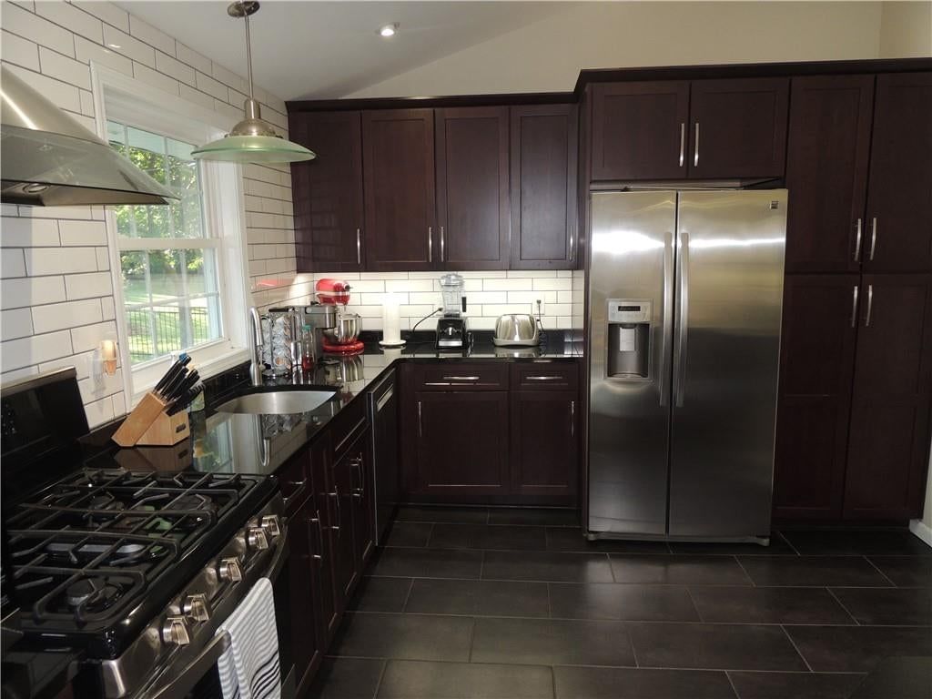 8703 Belleview Avenue — photo 9