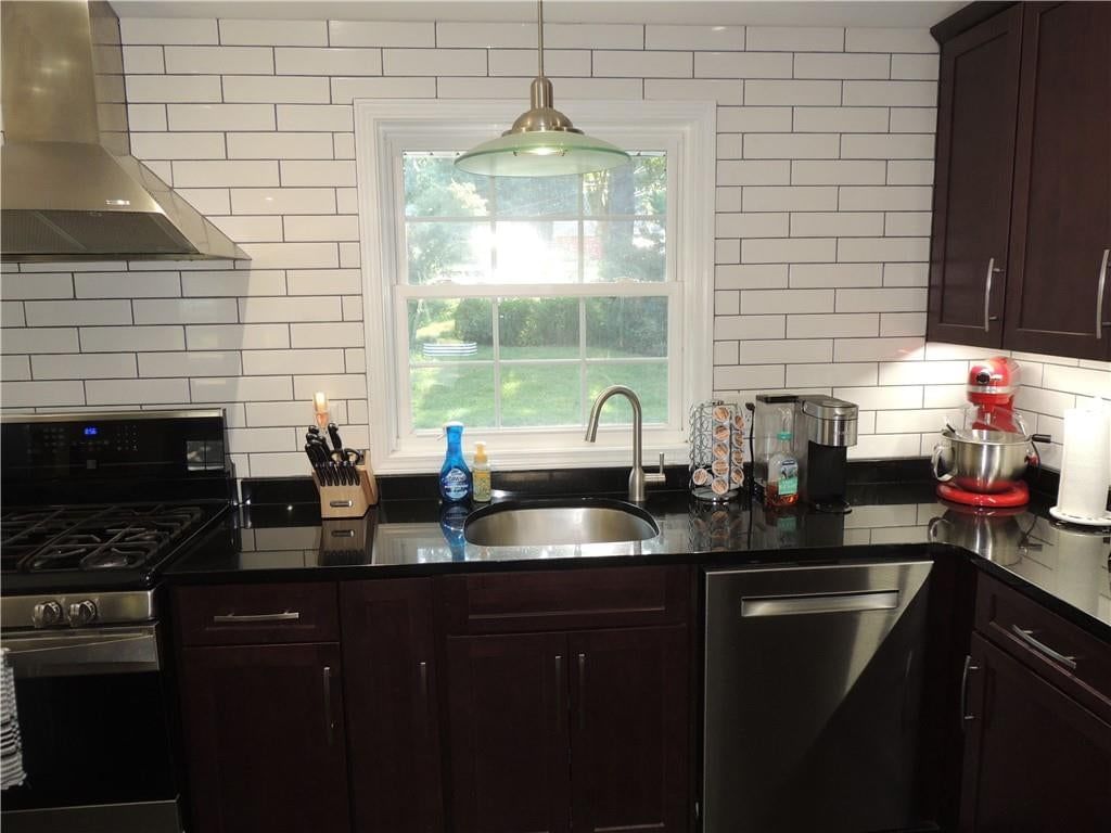 8703 Belleview Avenue — photo 10