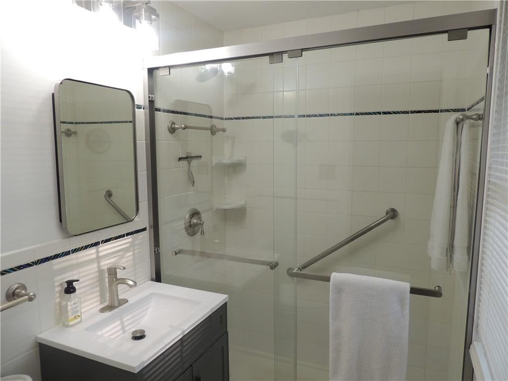 8703 Belleview Avenue — photo 14