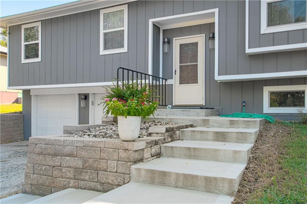 1120 Hickory Street — photo 2
