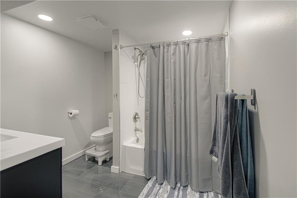 1120 Hickory Street — photo 15