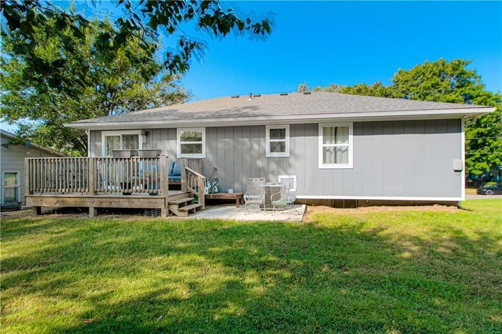 1120 Hickory Street — photo 26