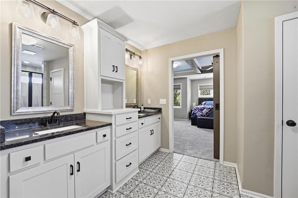 5805 Thousand Oaks Drive — photo 24