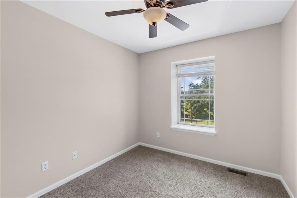1403 Dickinson Road — photo 19