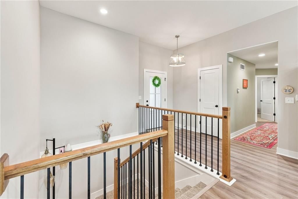305 S Wilson Street — photo 6