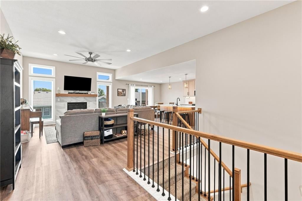 305 S Wilson Street — photo 7
