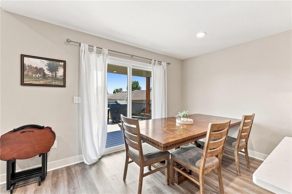 305 S Wilson Street — photo 14