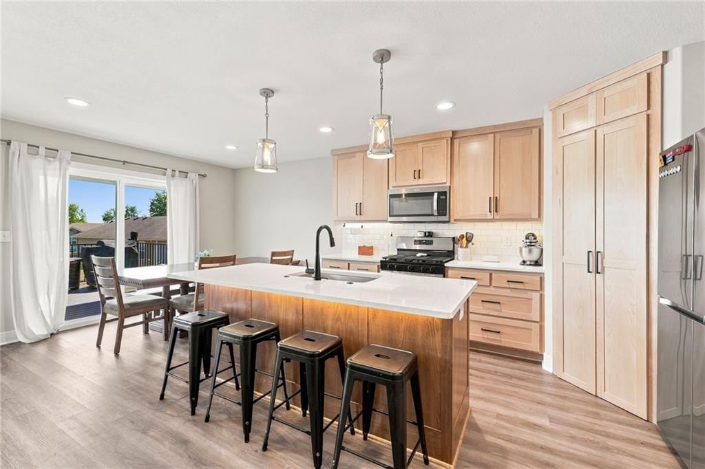 305 S Wilson Street — photo 16
