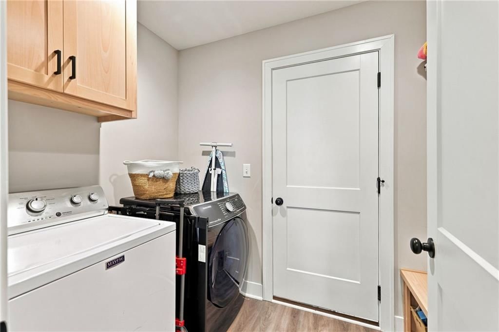 305 S Wilson Street — photo 20