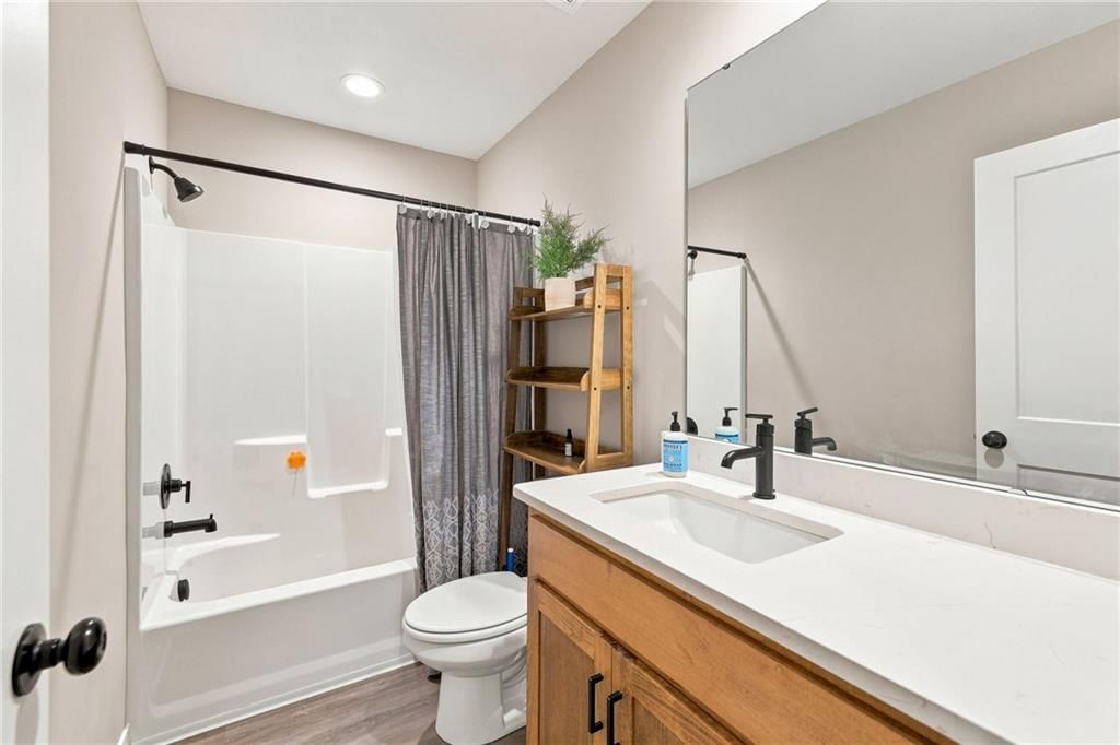 305 S Wilson Street — photo 25