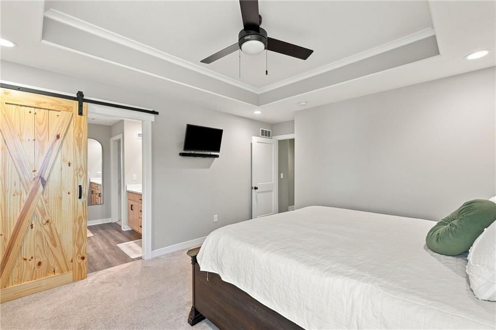 305 S Wilson Street — photo 28