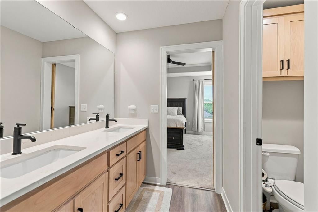 305 S Wilson Street — photo 32