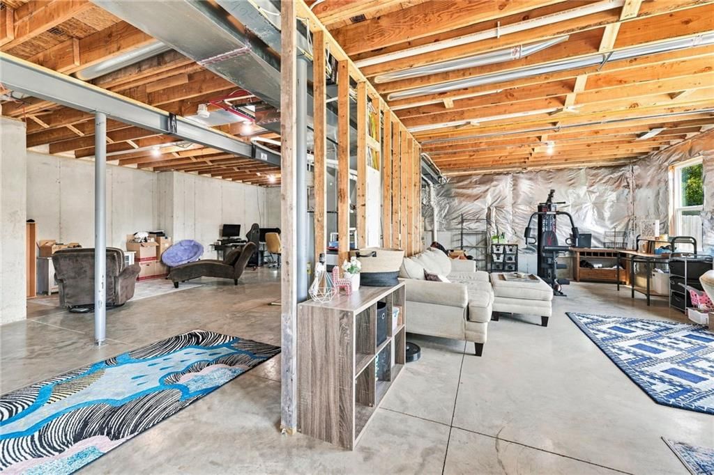305 S Wilson Street — photo 35