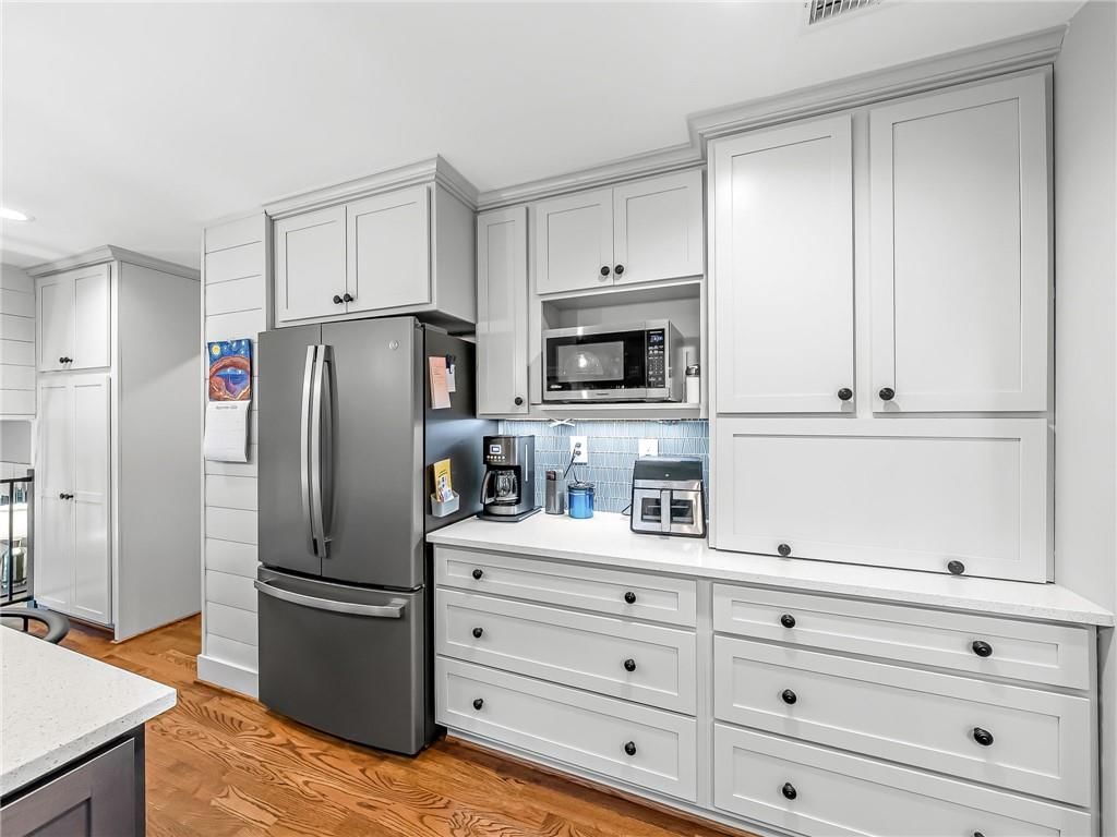 10804 Horton Street — photo 13