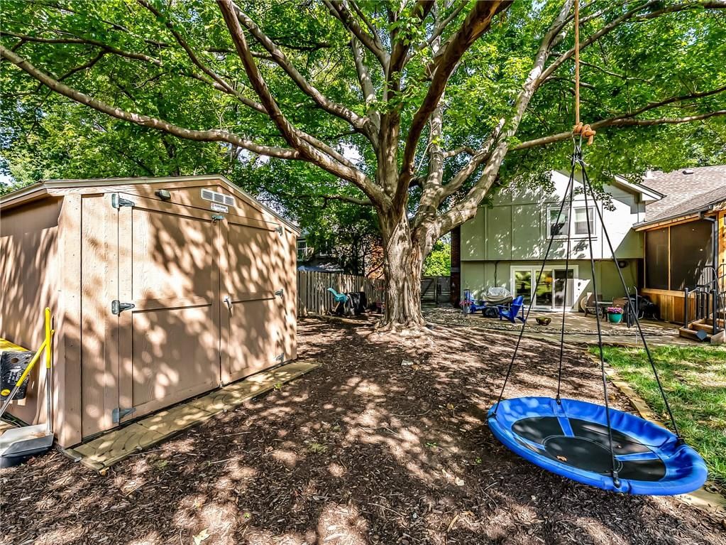 10804 Horton Street — photo 39