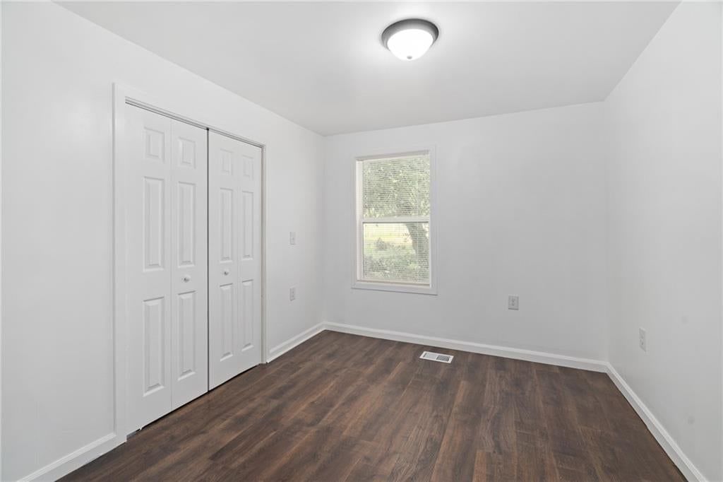 Photo 33 of 33 - 2909 Topping Avenue, Kansas City, MO 64129