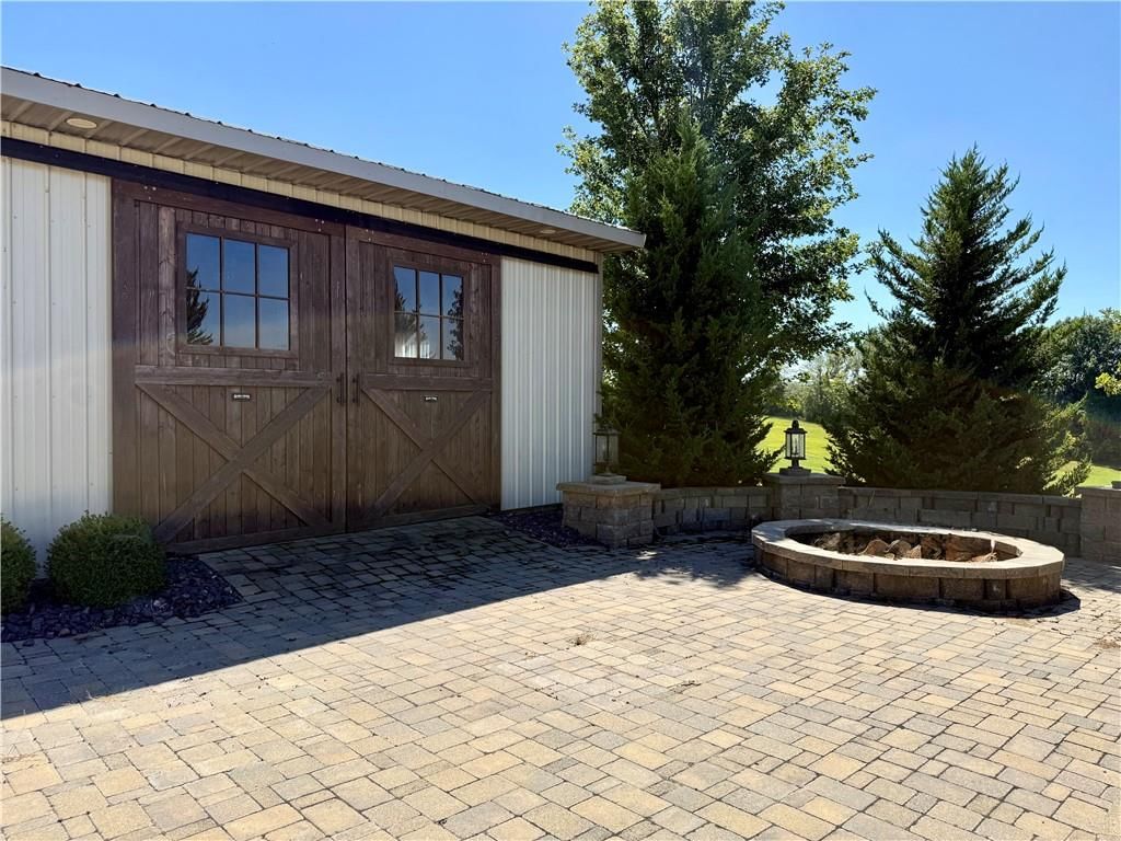 10030 Airfield Lane — photo 10