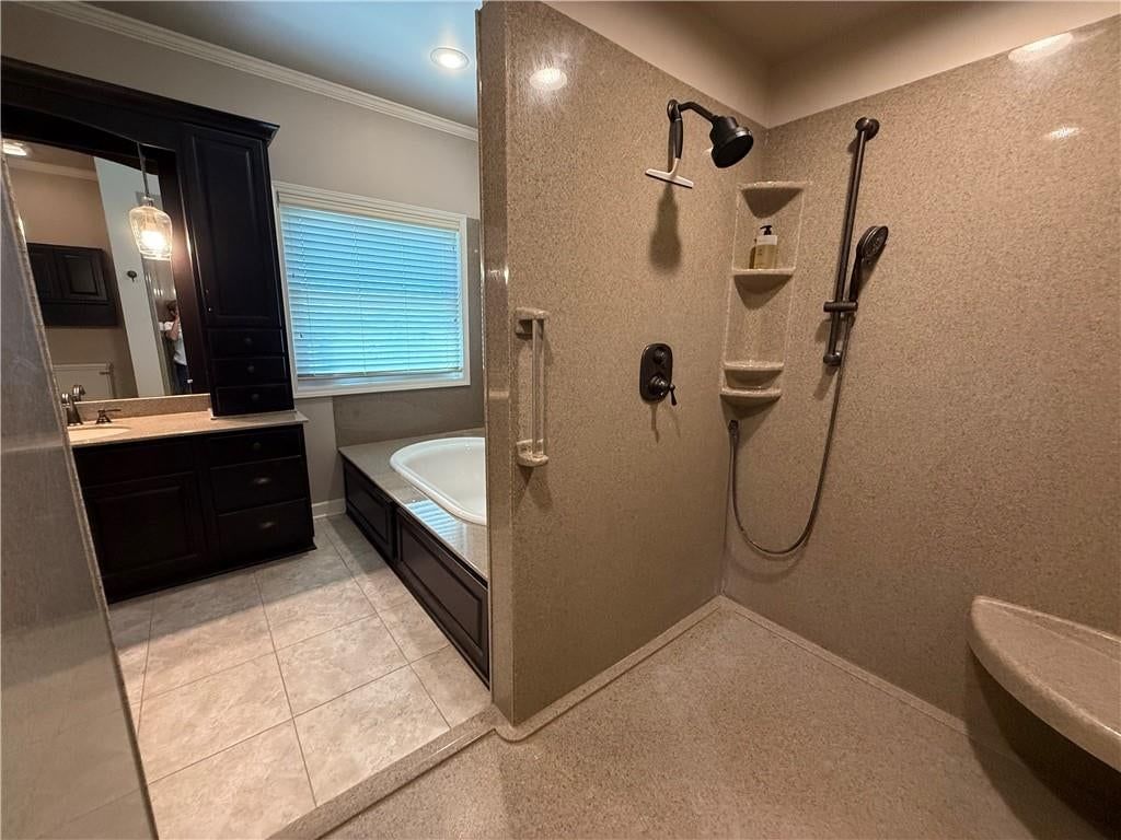 10030 Airfield Lane — photo 34