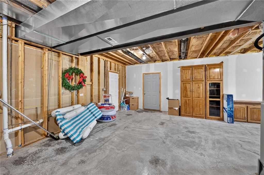 10030 Airfield Lane — photo 48