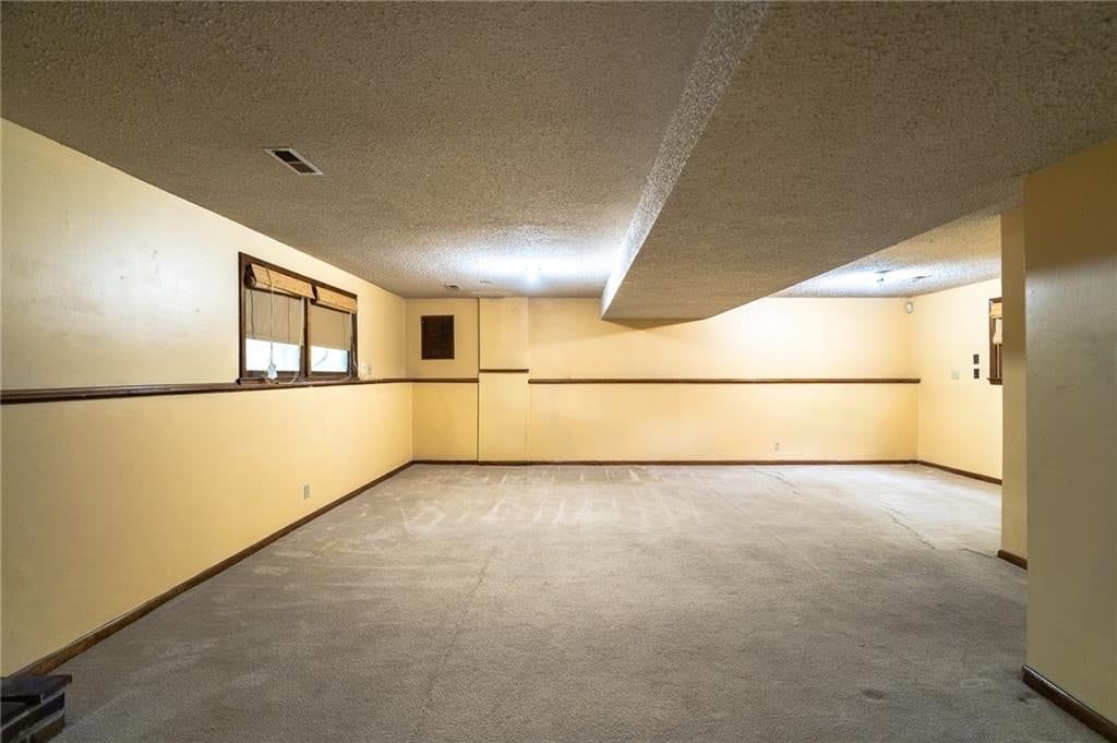 Photo 17 of 25, 1530 N 85th Terrace, Kansas City, KS 66112