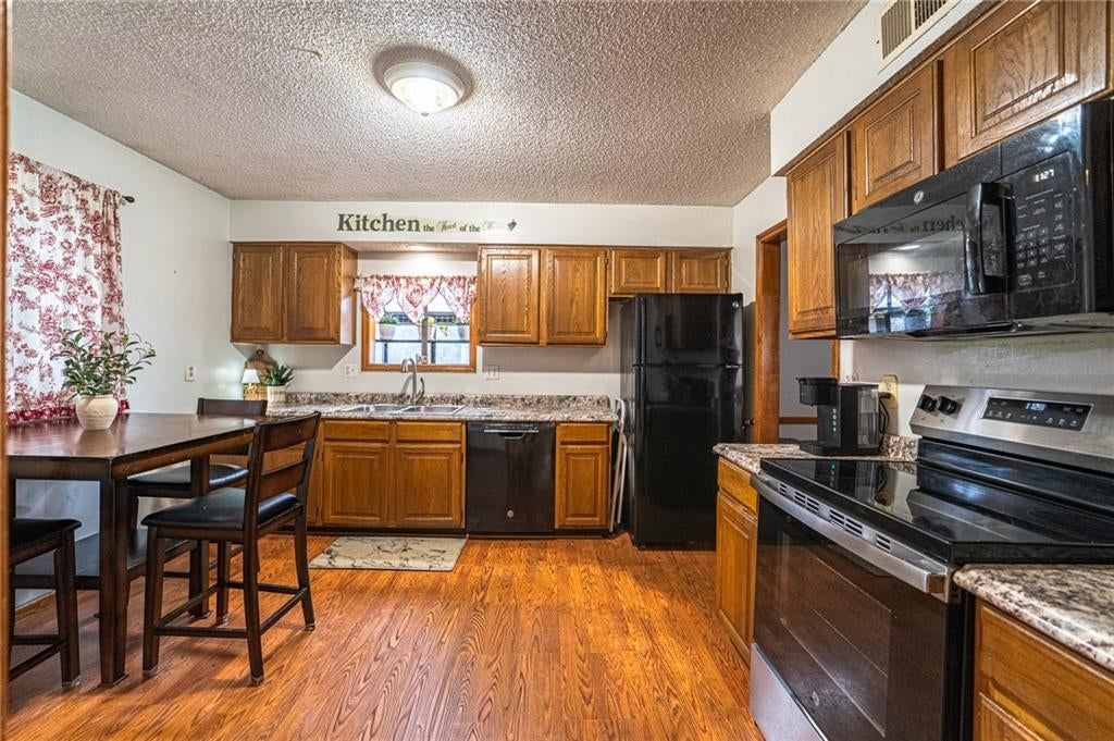 Photo 6 of 25, 1530 N 85th Terrace, Kansas City, KS 66112