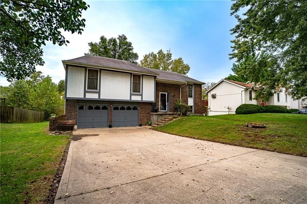 Photo 25 of 25 - 1530 N 85th Terrace, Kansas City, KS 66112