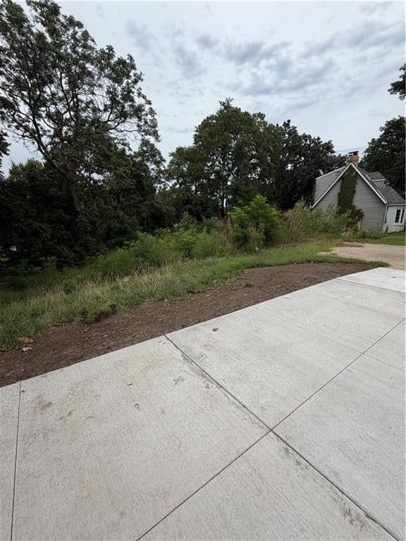 11222 E Winner Road, Independence, MO: listing photo 2
