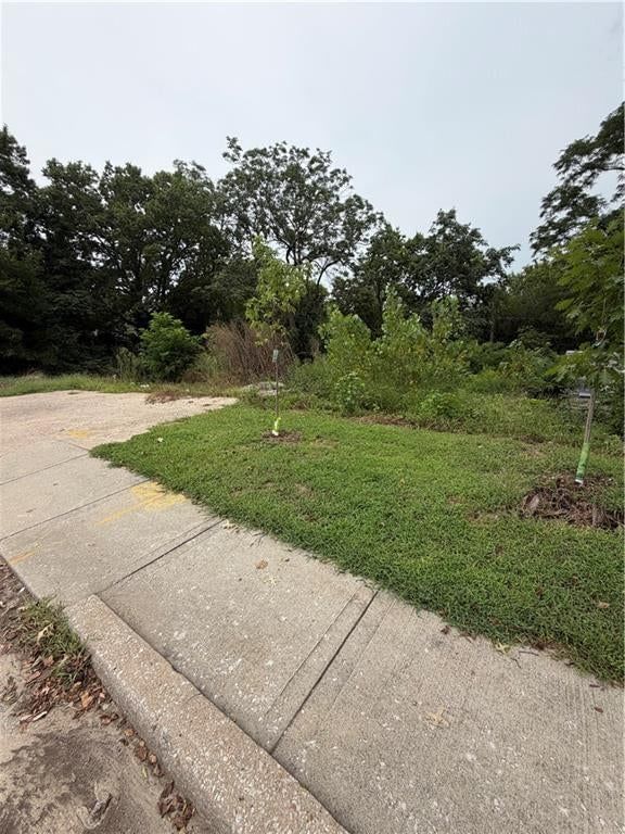 11222 E Winner Road, Independence, MO: listing photo 3