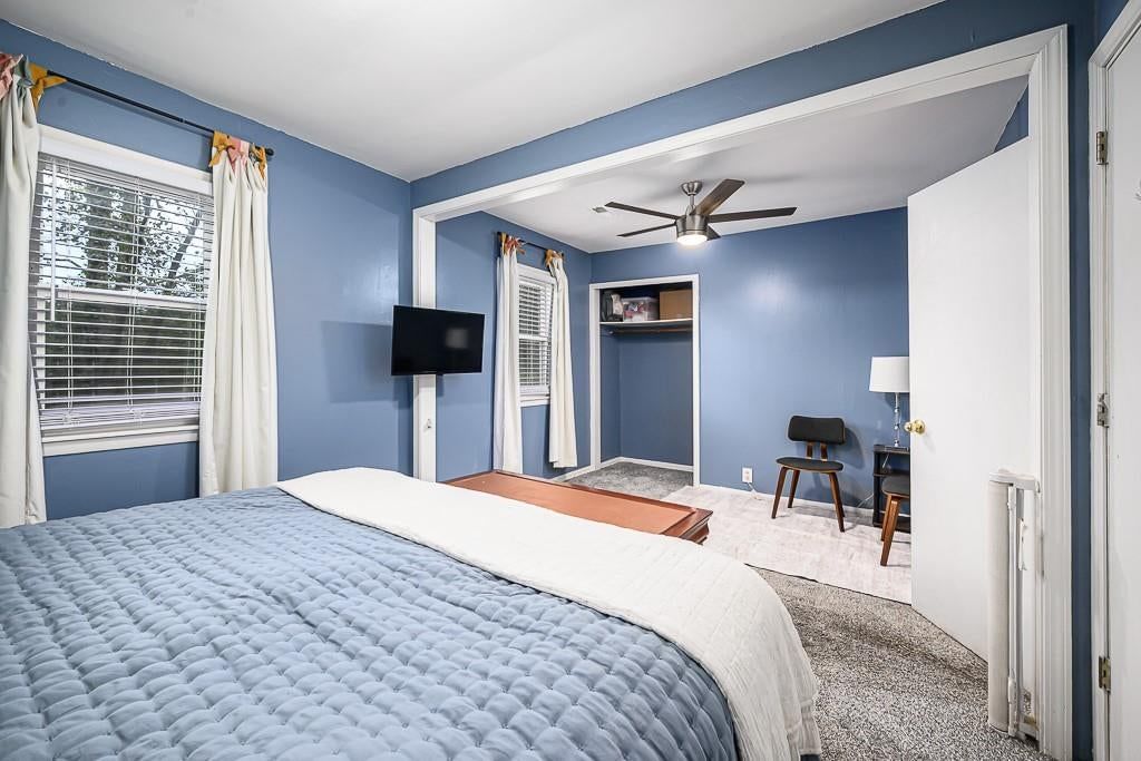 Photo 14 of 27 - 31376 Old KC Road, Paola, KS 66071