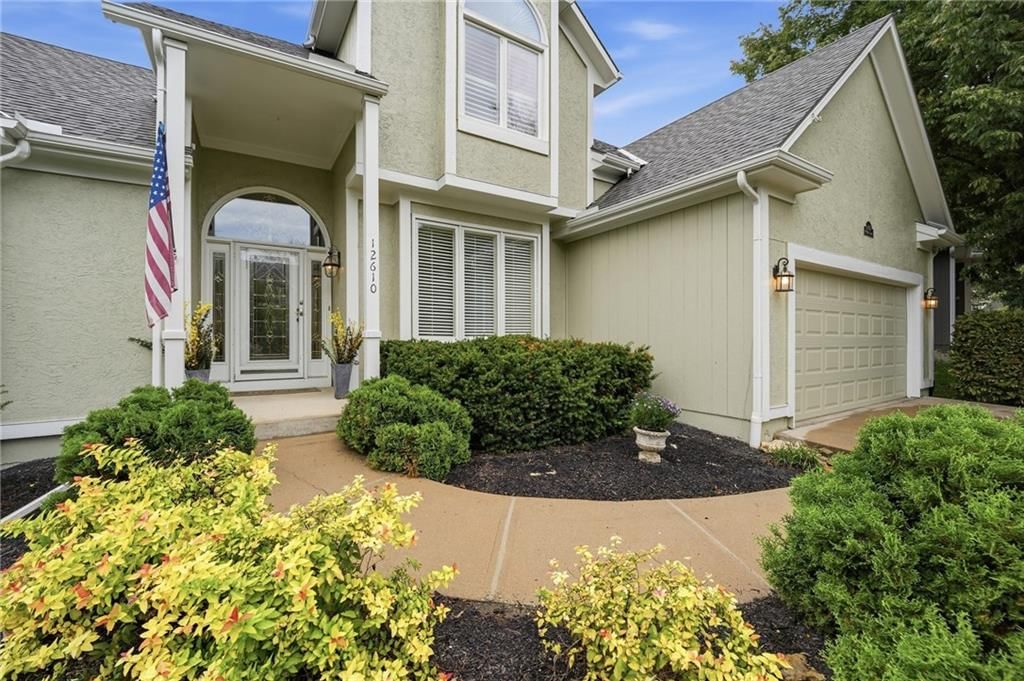 12610 W 126th Street, Overland Park, KS: listing photo 3