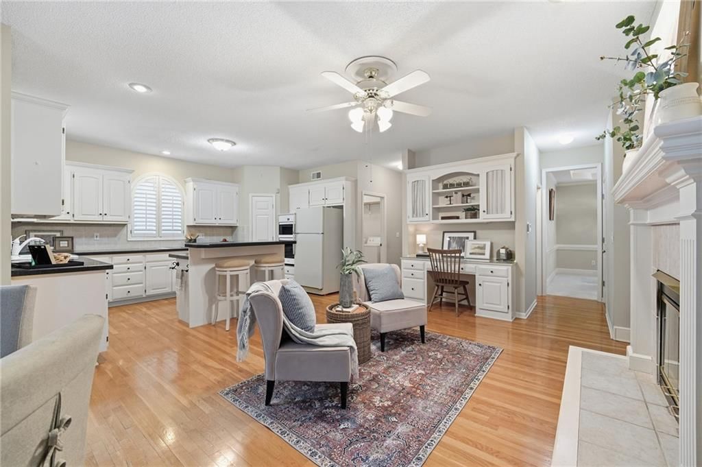 Photo 15 of 78 - 12610 W 126th Street, Overland Park, KS 66213