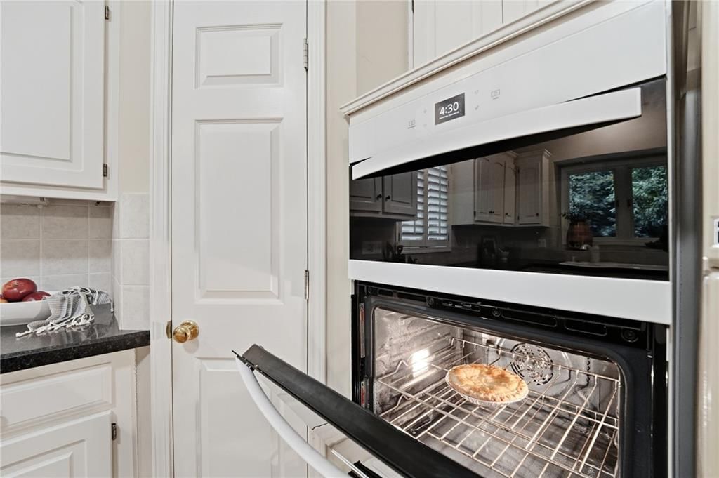 Photo 24 of 78 - 12610 W 126th Street, Overland Park, KS 66213