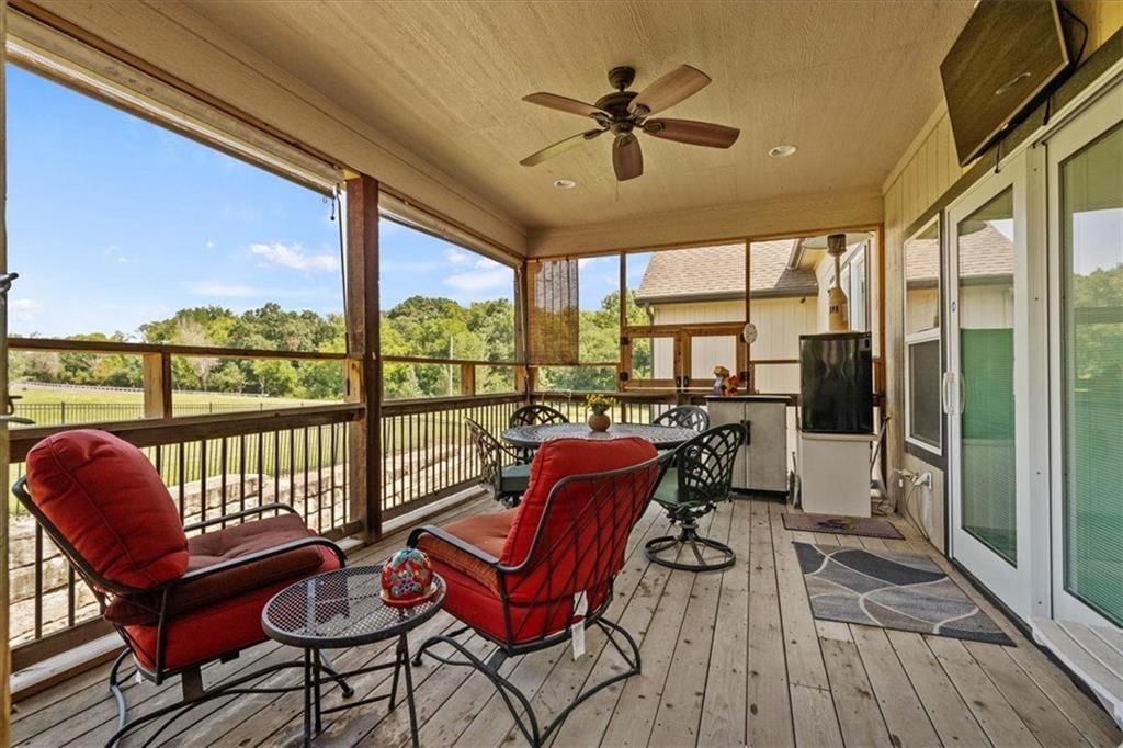 18220 Prairie View Drive — photo 8