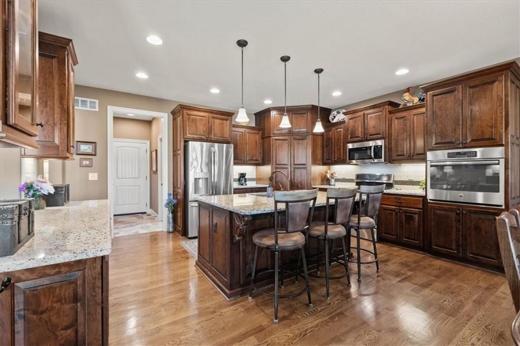 18220 Prairie View Drive — photo 15