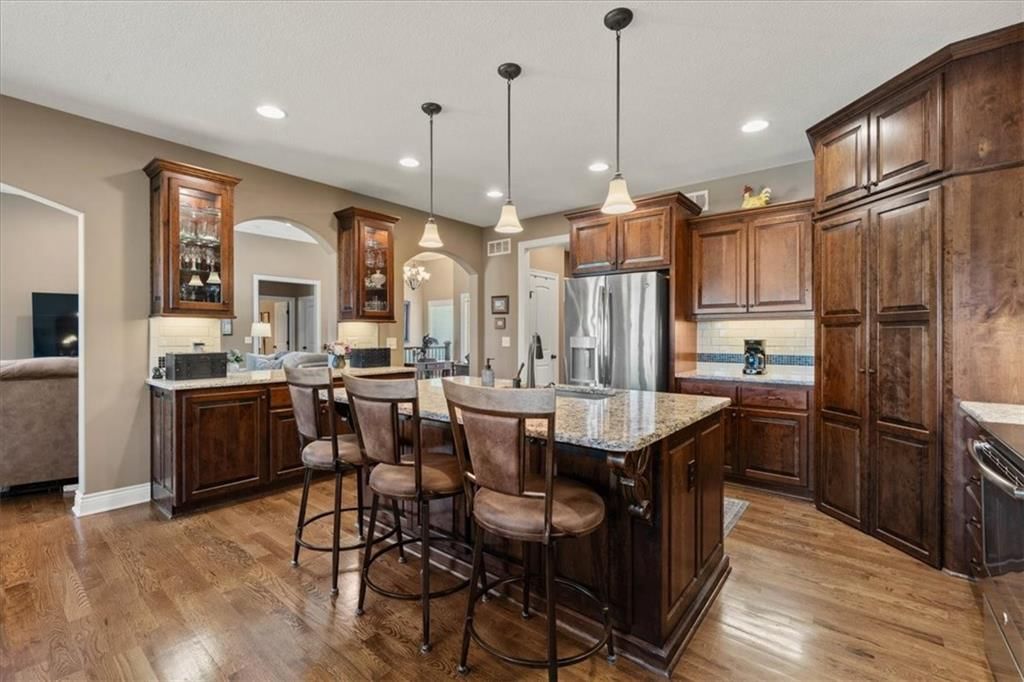 18220 Prairie View Drive — photo 16