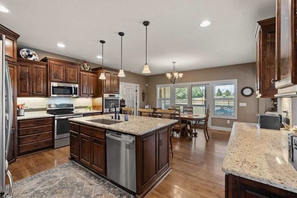 18220 Prairie View Drive — photo 19